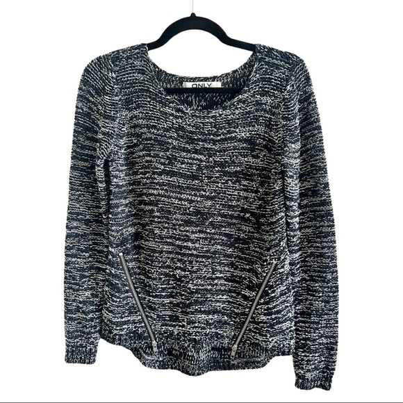 Light sweater - Picture 1 of 1